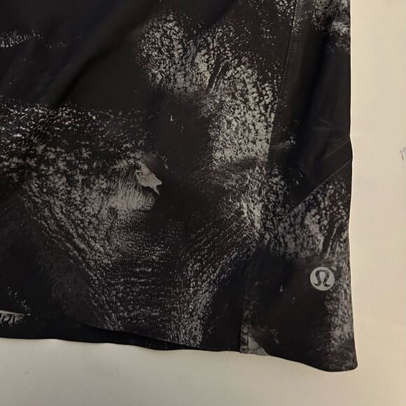 Lululemon Men’s Assert Short 9" Aerial Ice Black and White Size Medium - Picture 6 of 14